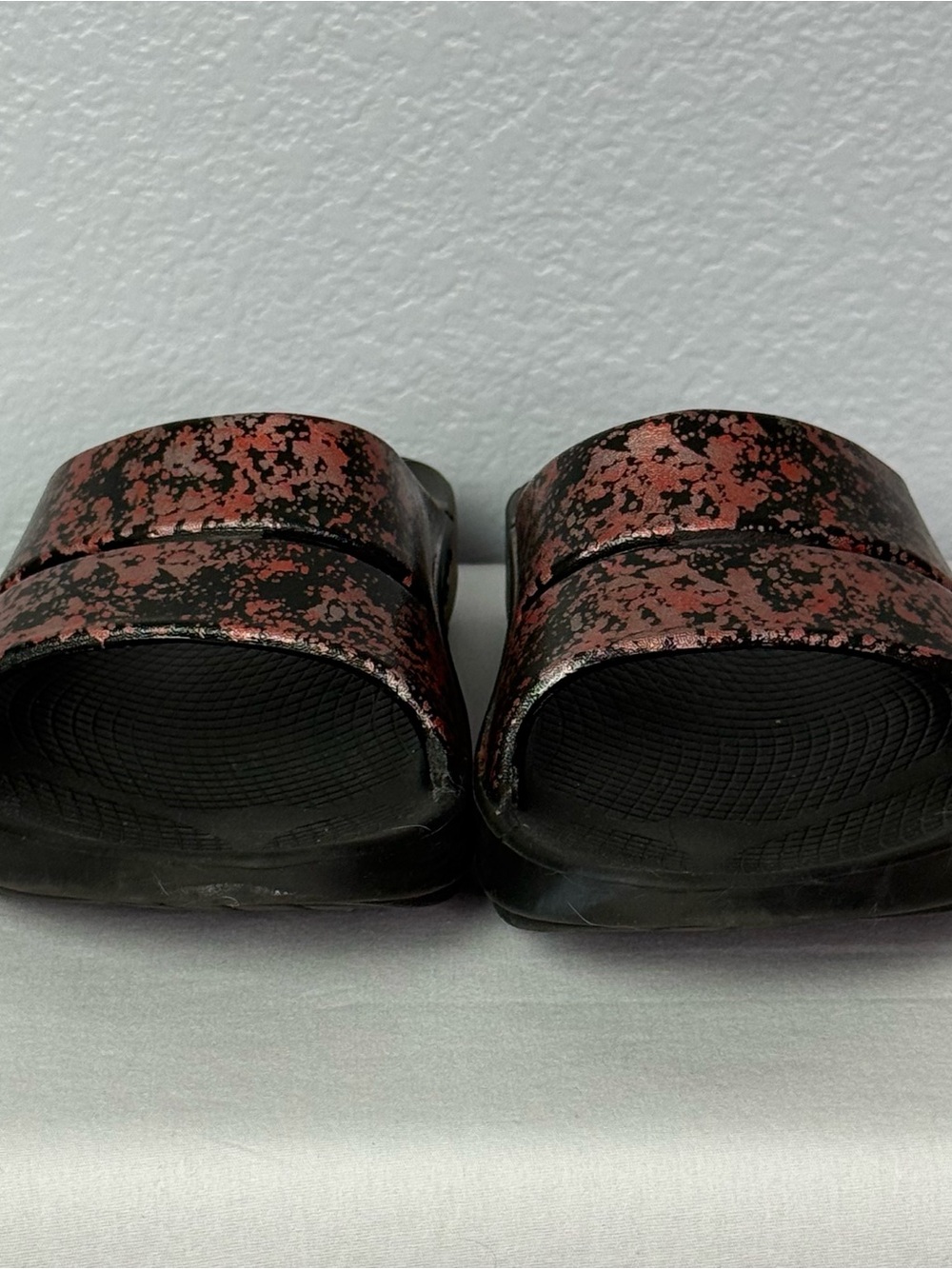 OOFOS Women’s slide and FitFlop sandal Size 11 - Picture 13 of 15